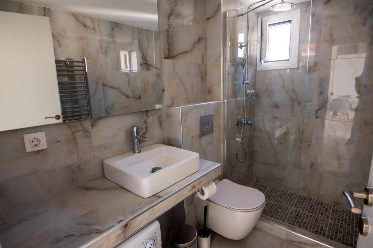 Olive 302 Apartment Peraia  Bagian luar foto